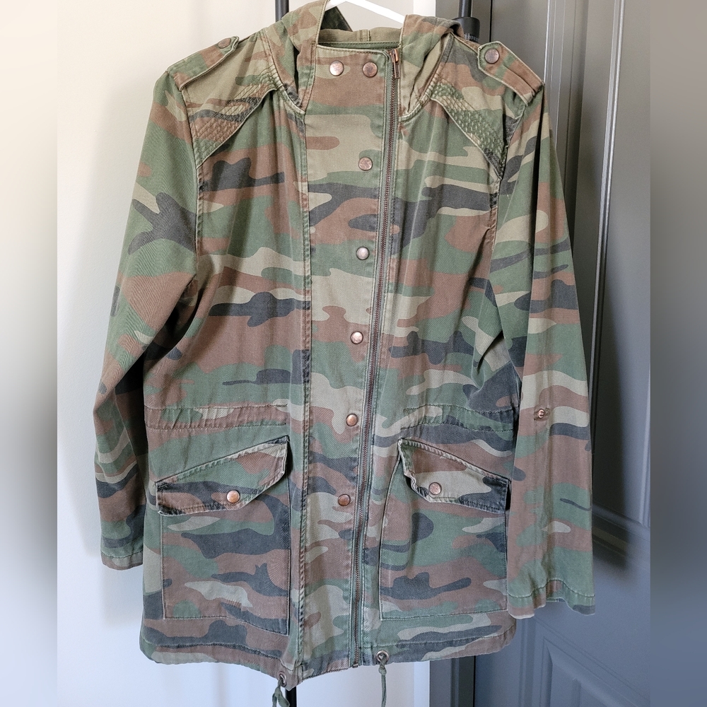 Camouflage Light Jacket
